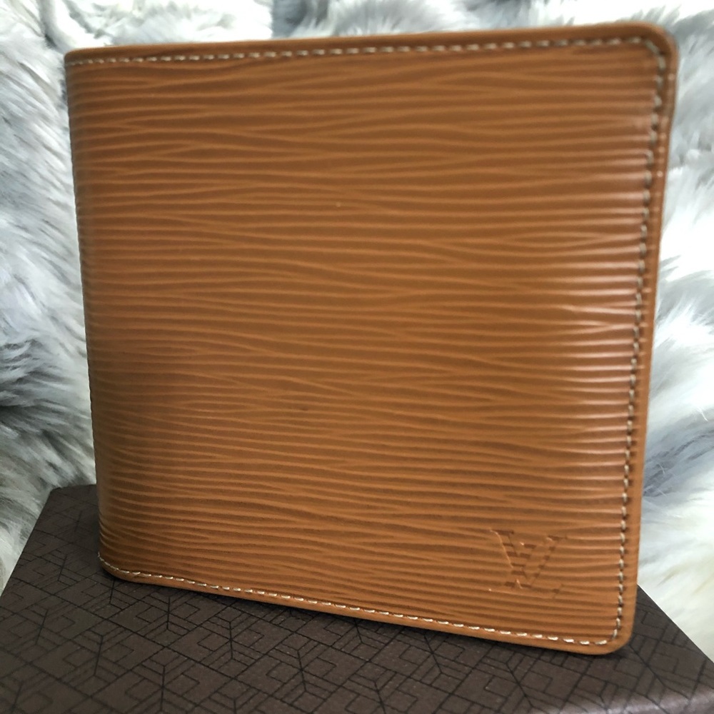 Louis Vuitton Men’s Vintage Wallet